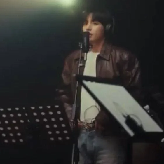 V (防弹少年团)的最新活动照片