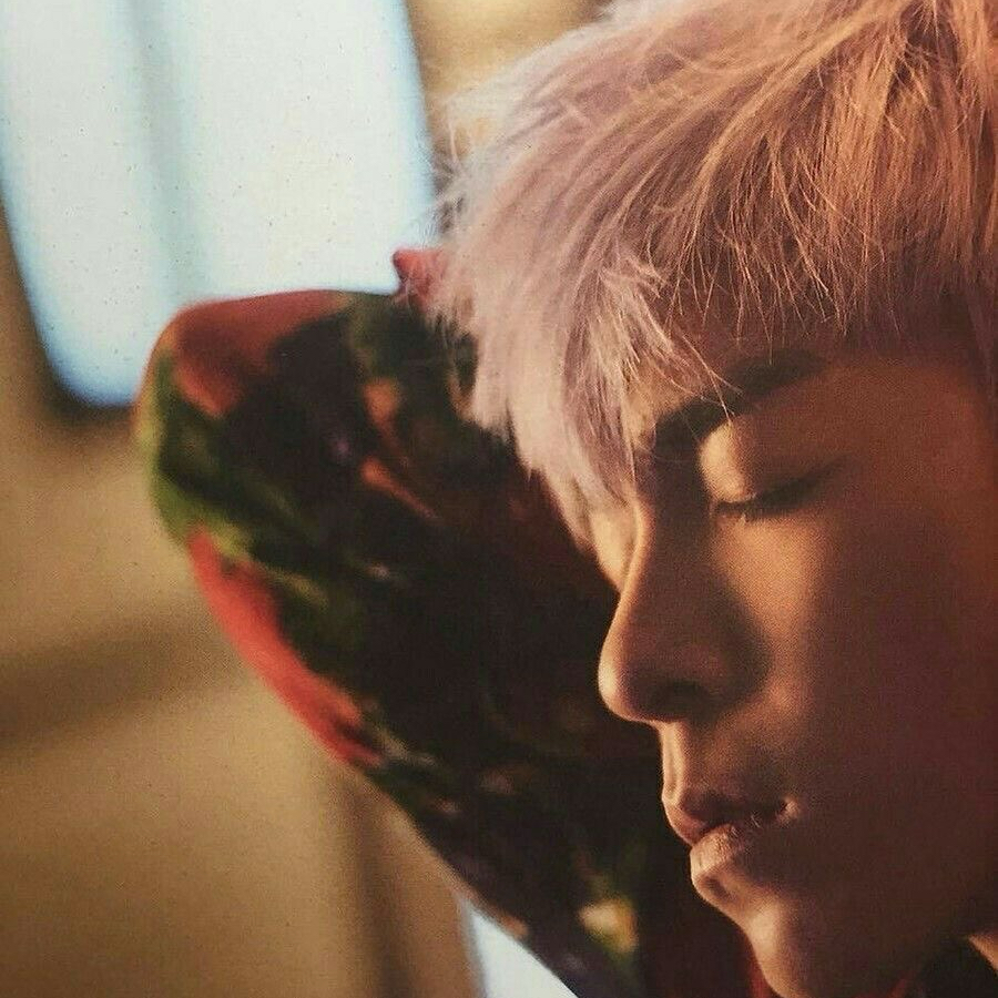 Behind-the-scenes cut of T.O.P