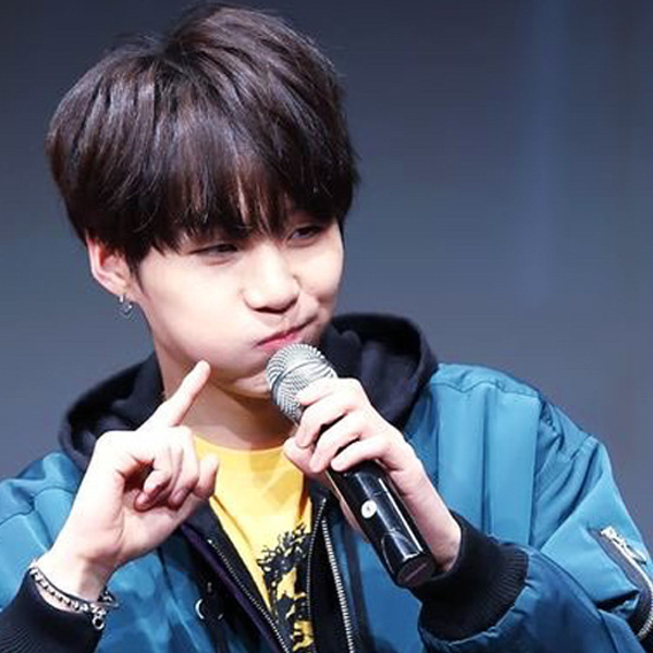 SUGA (BTS)の最近の活動写真