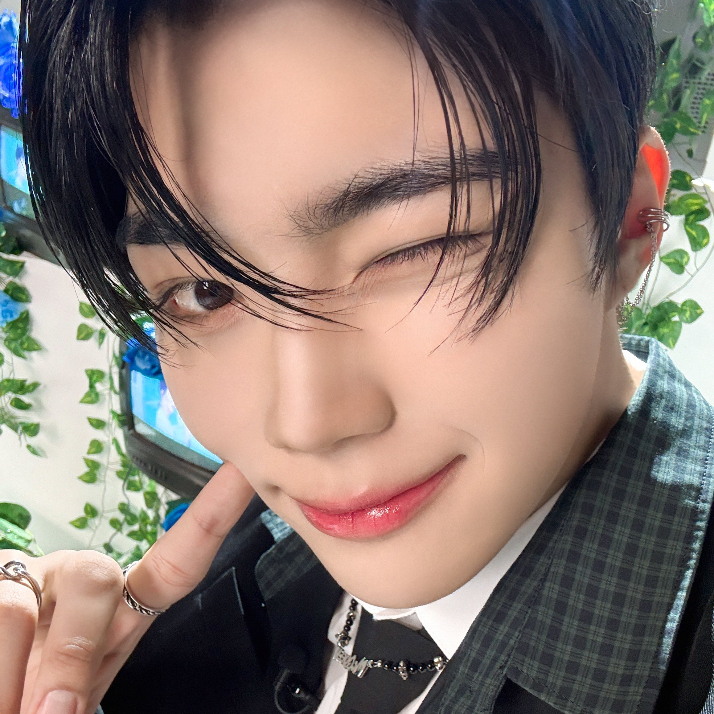 朴干旭 (ZEROBASEONE)的幕后花絮