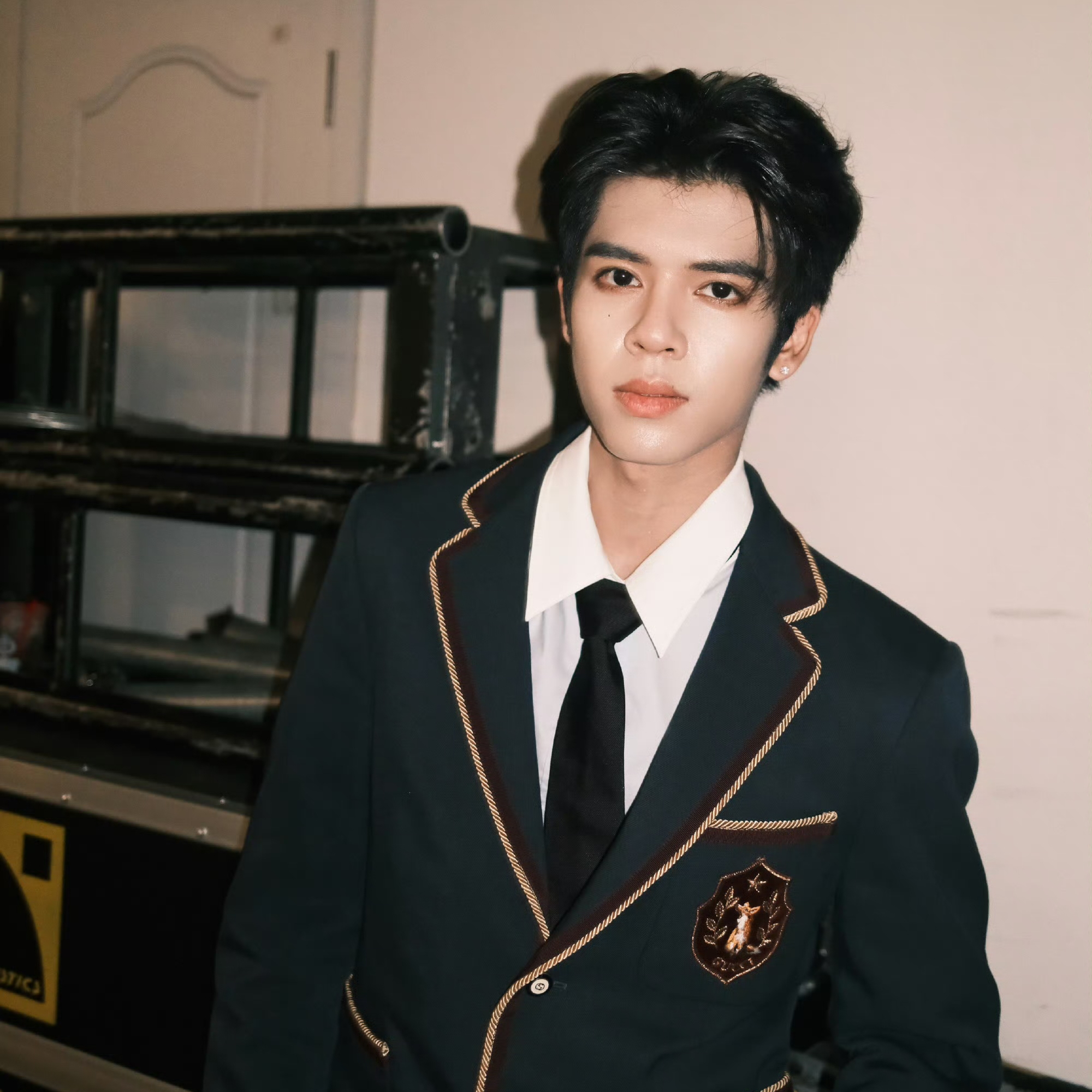 Behind-the-scenes cut of DORN (NexT1DE)