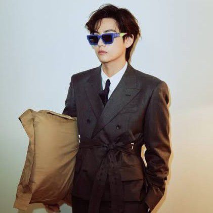 A moment captured by V (BTS)'s fan