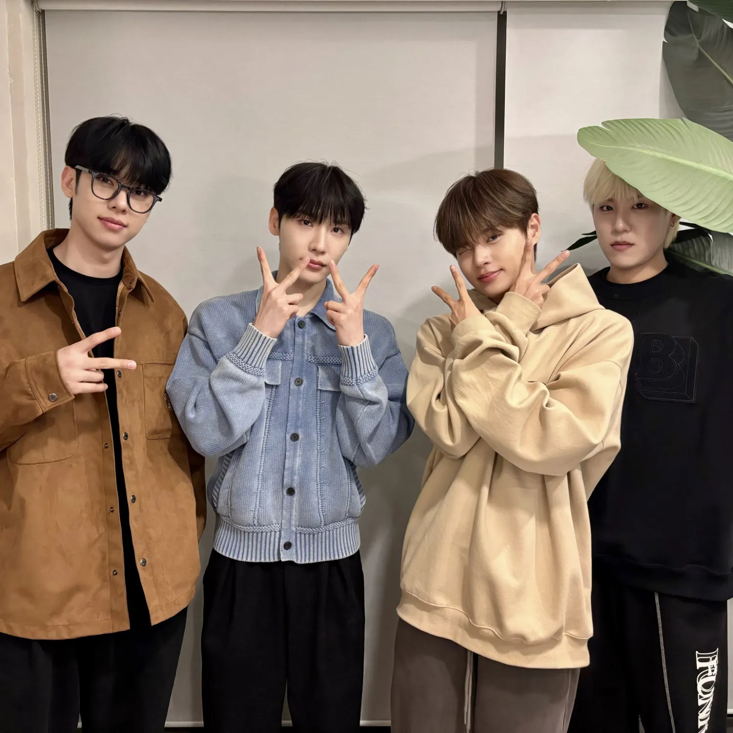Recent activity shot of AB6IX