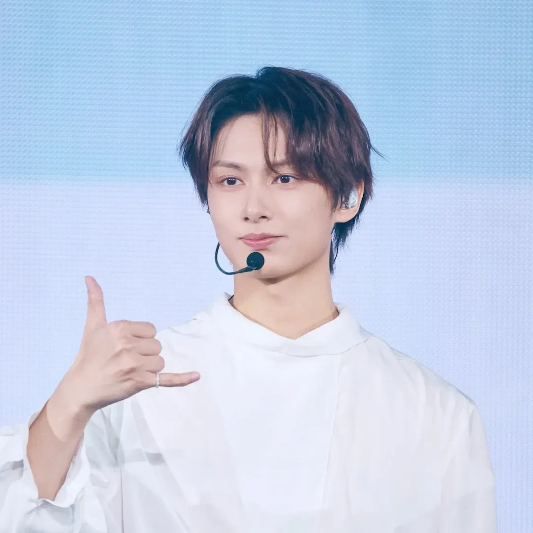 Latest photo of Jun (SEVENTEEN)