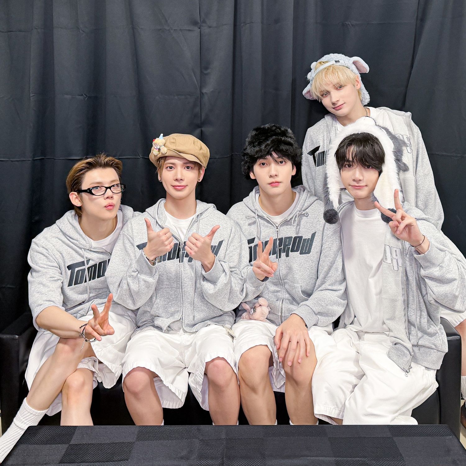 TOMORROW X TOGETHER的最新照片