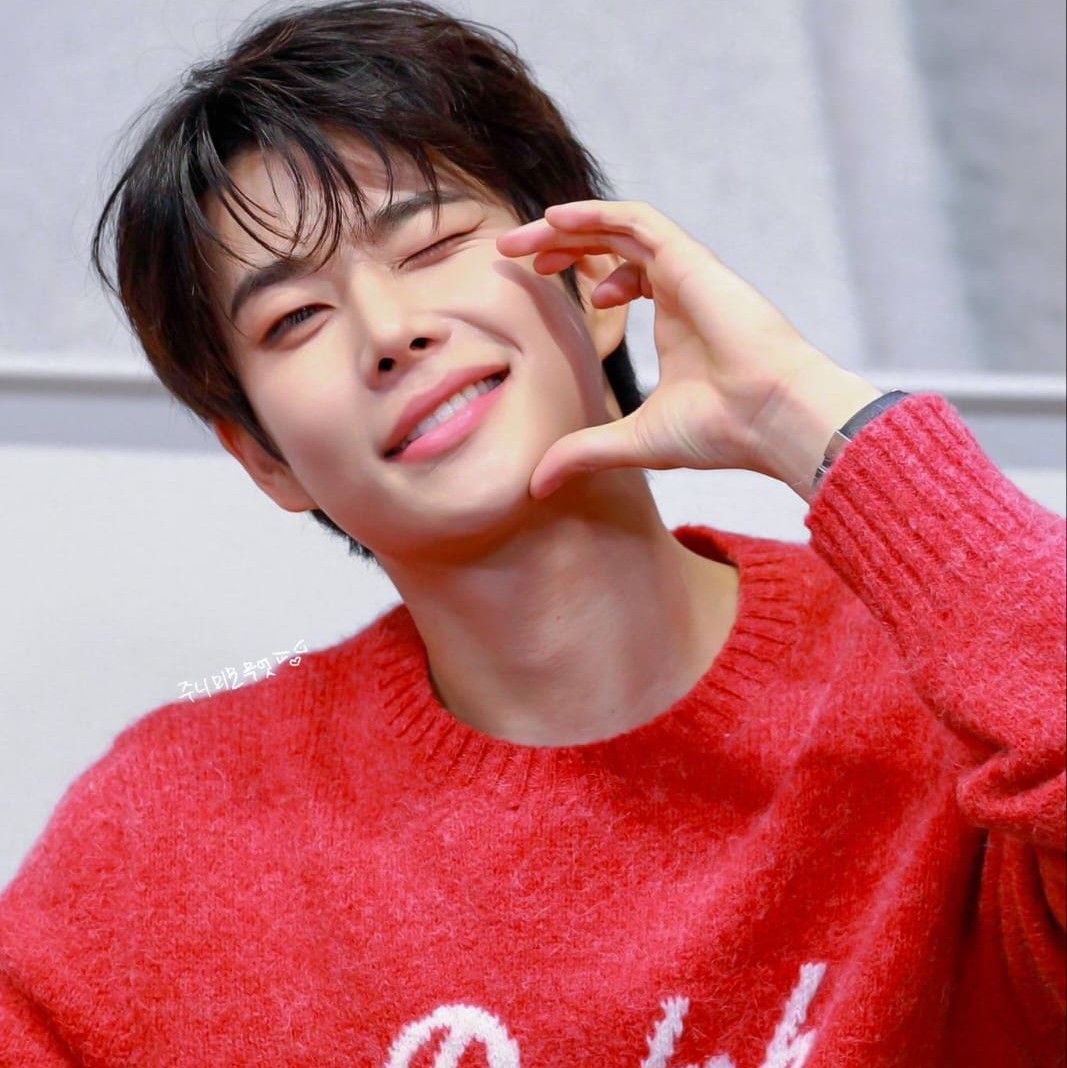 Behind-the-scenes cut of MJ (ASTRO)