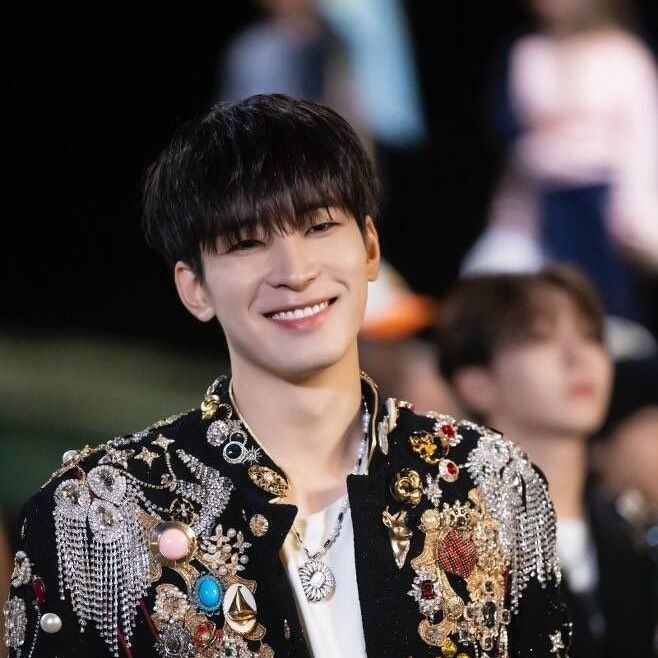 원우 (세븐틴)의 비하인드 컷