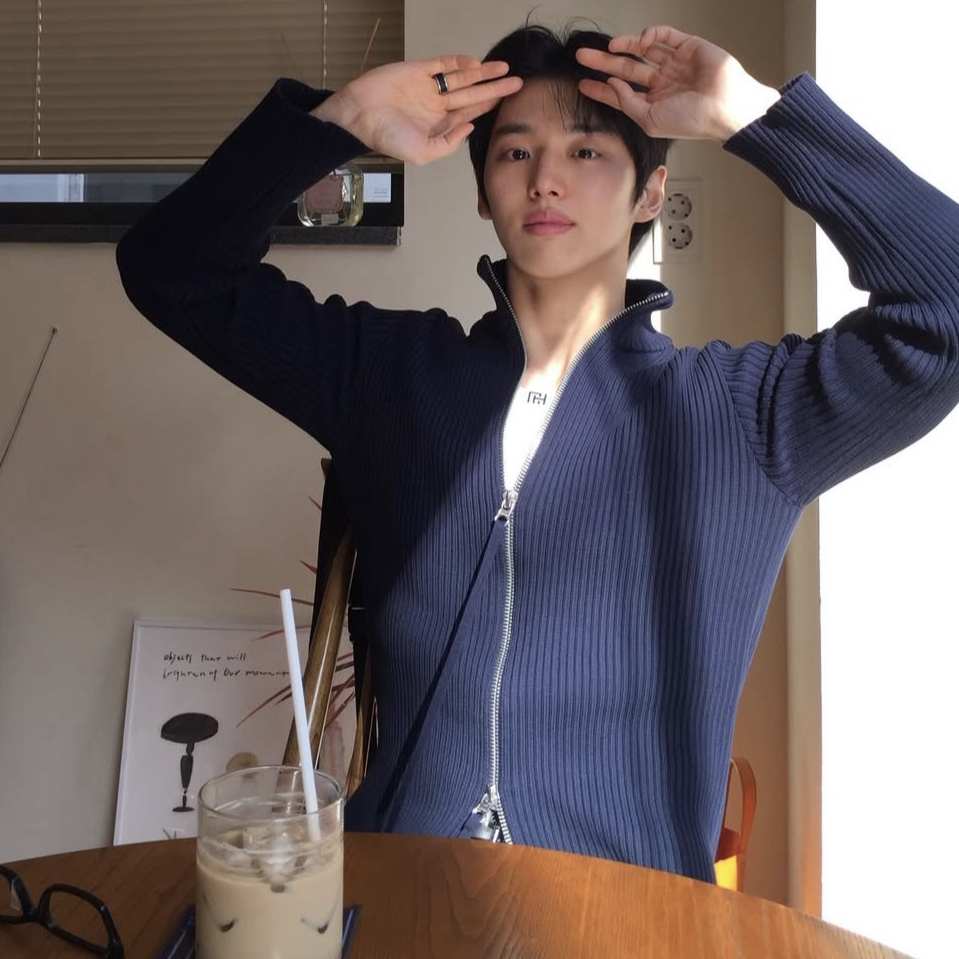 洪碩 (PENTAGON)的最新活動照片