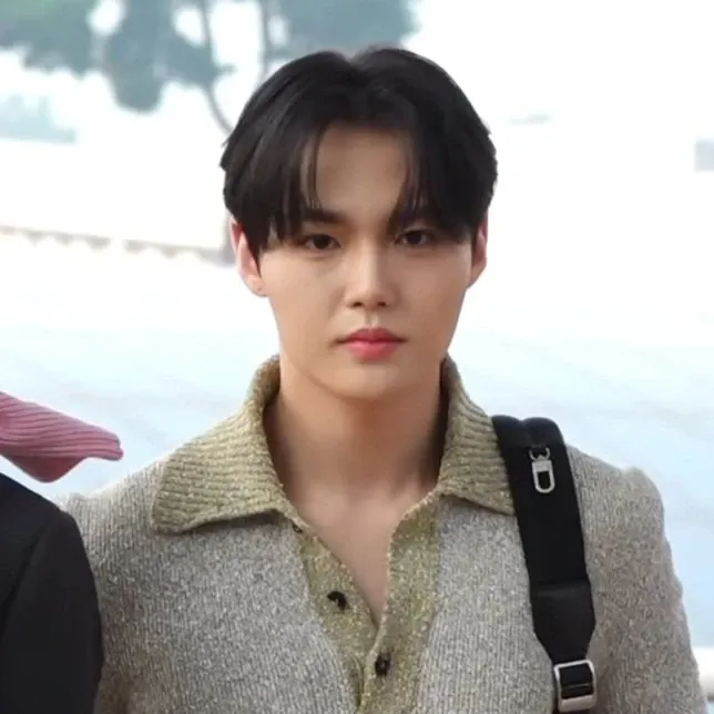 Behind-the-scenes cut of Doyoung (TREASURE)