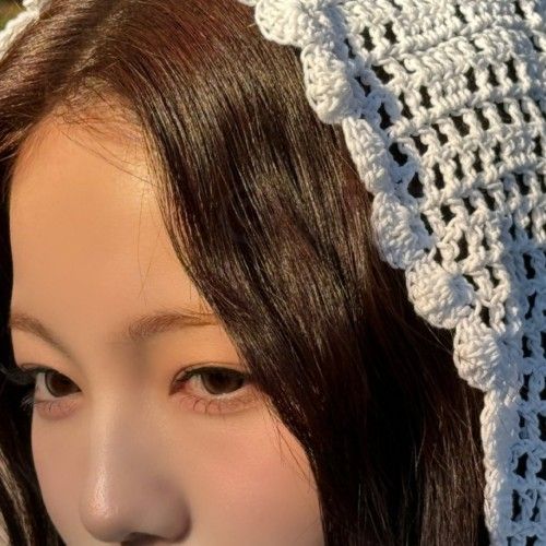 Hot post catching attention from 아야카 (NiziU)'s fandom