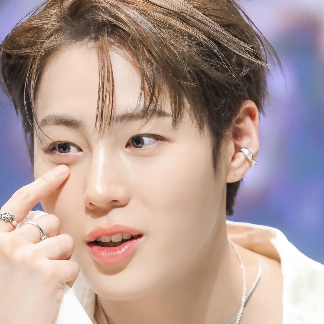 Recent activity shot of Ha Sungwoon