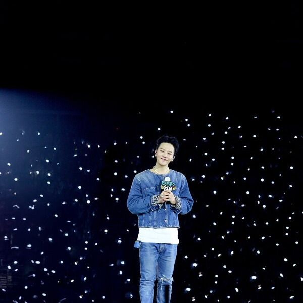 Behind-the-scenes cut of G-DRAGON (BIGBANG)