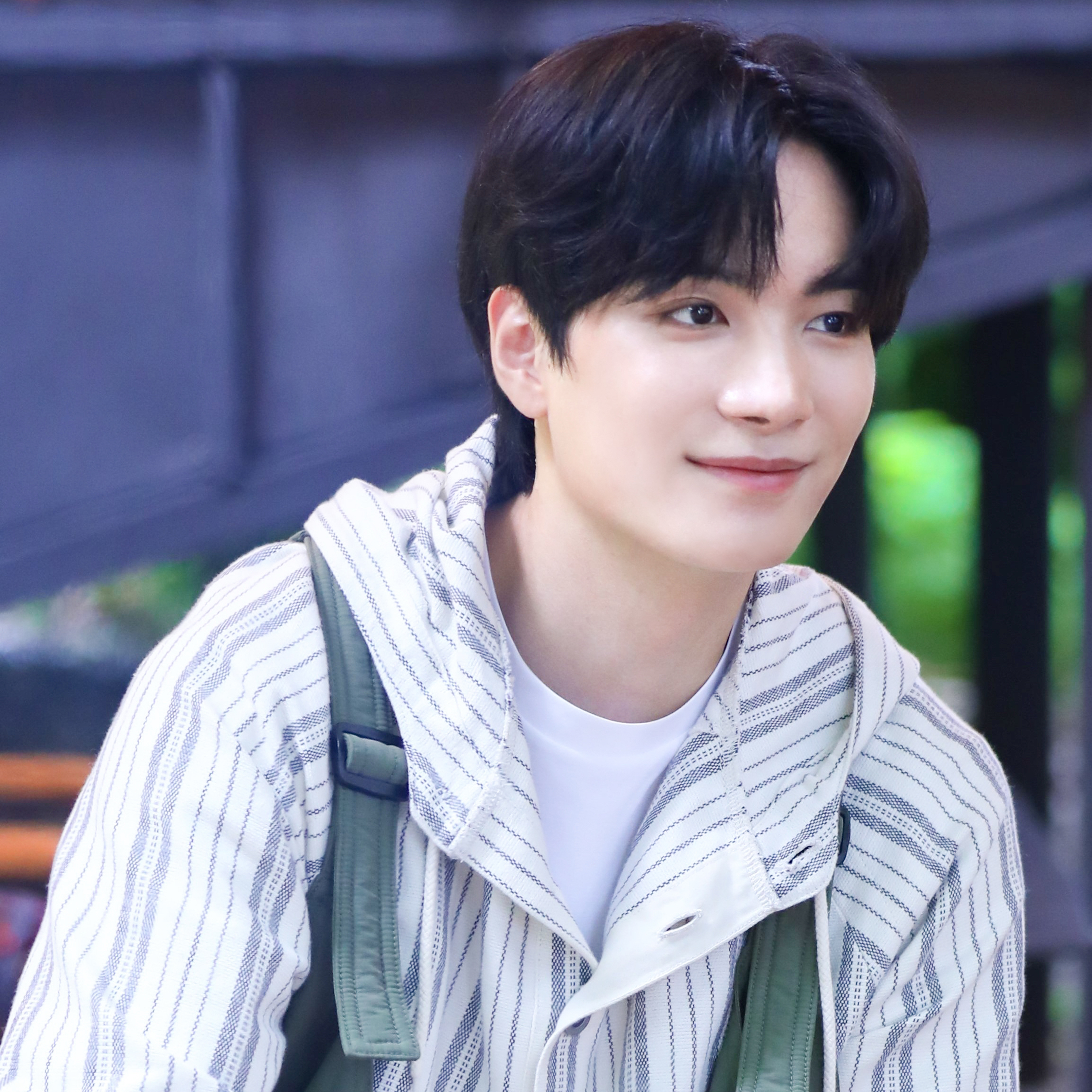 Recent activity shot of Kim Jonghyeon