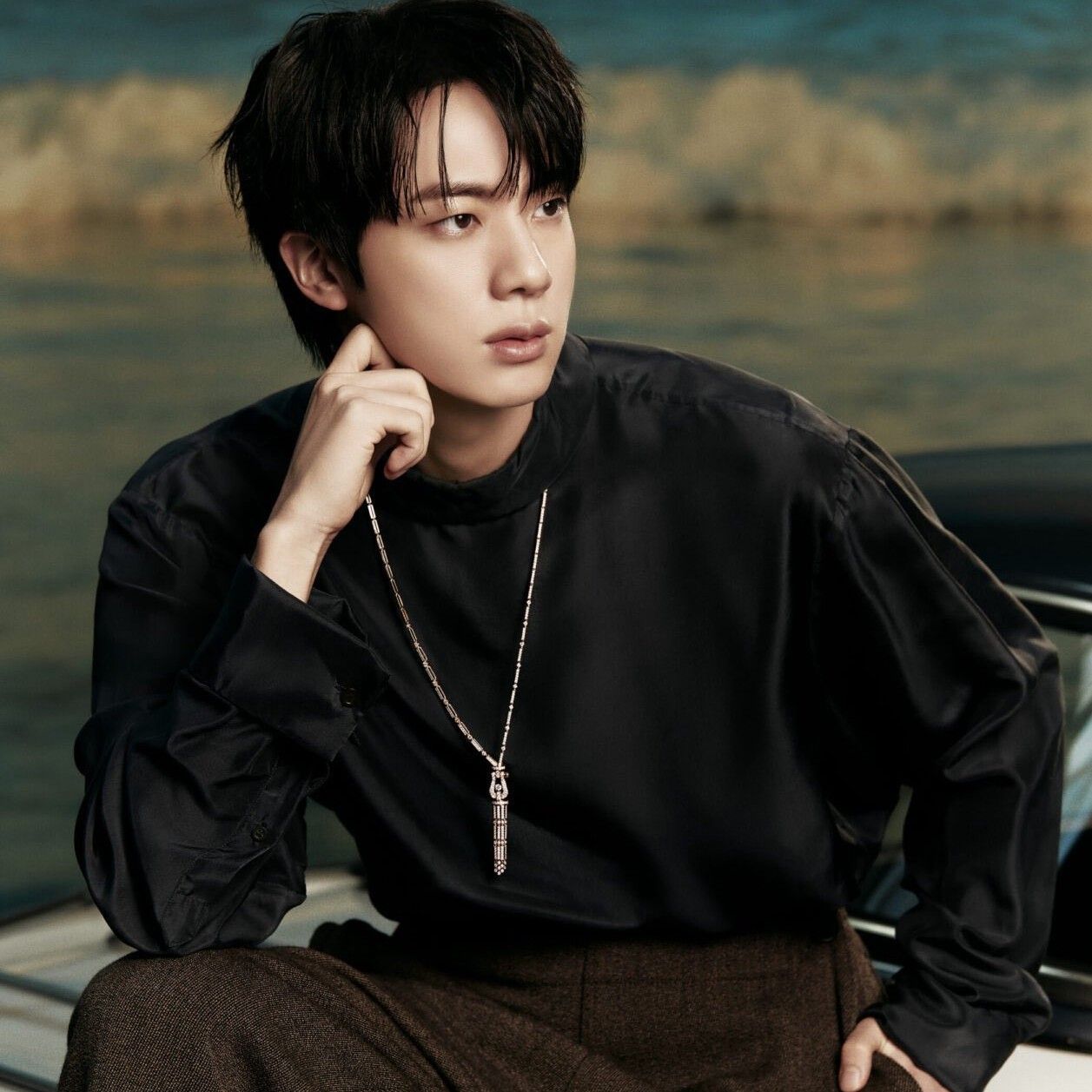 Momen yang diabadikan oleh penggemar Jin (BTS)