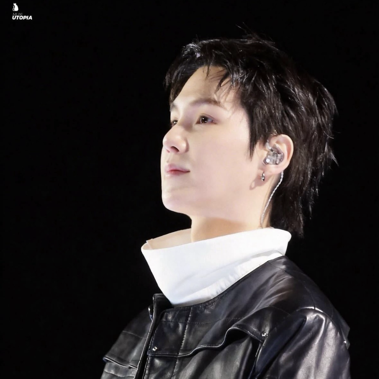 Foto aktivitas terbaru SUGA (BTS)