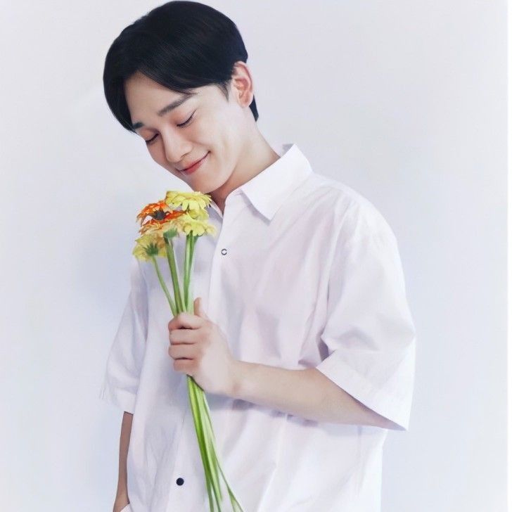 Recent activity shot of Chen (EXO)