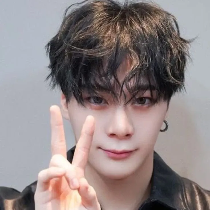 Foto aktivitas terbaru ASTRO