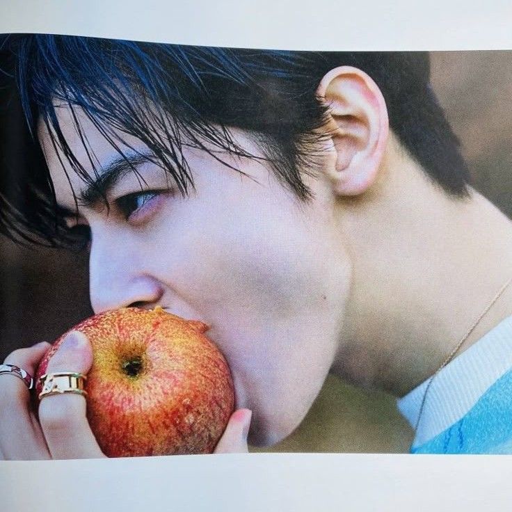 Recent activity shot of Eunwoo (ASTRO)