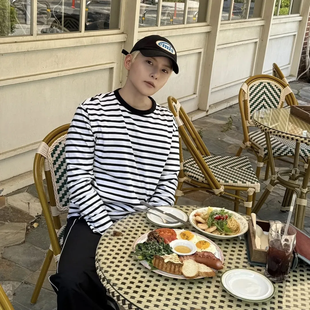 A moment captured by Ryeowook (Super Junior)'s fan