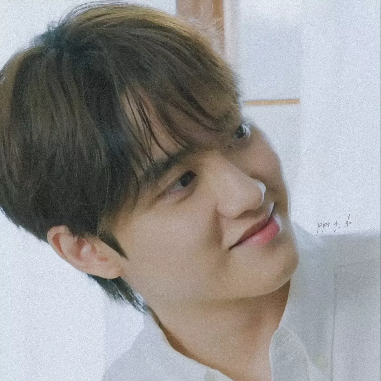 Behind-the-scenes cut of D.O. (EXO)