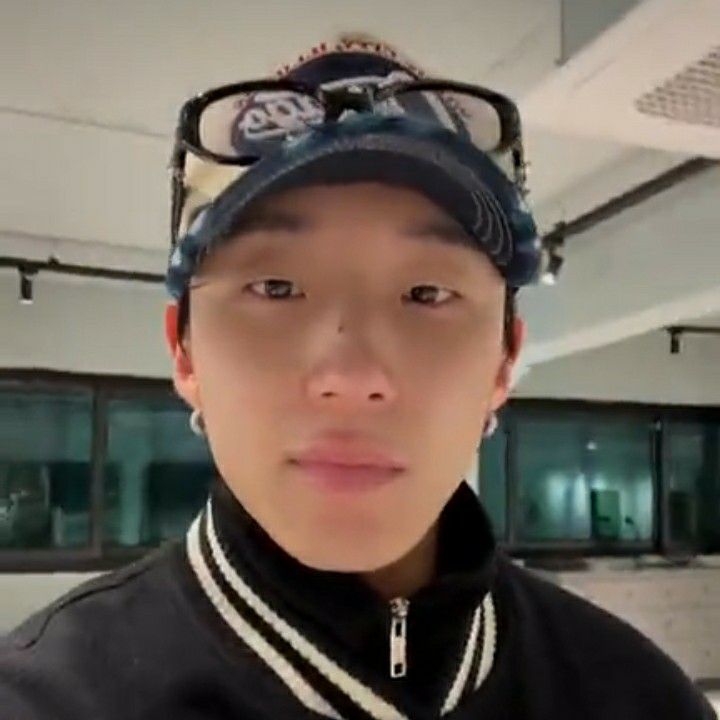 Behind-the-scenes cut of Jongup (B.A.P)