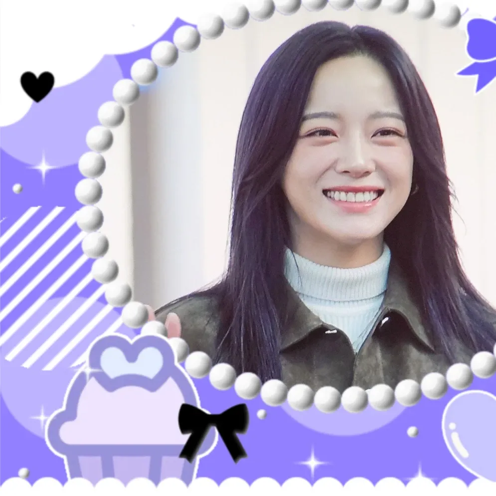 Latest photo of Sejeong (I.O.I)
