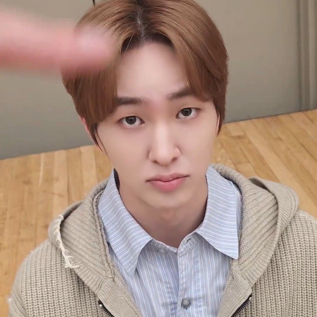 Latest photo of Onew (SHINee)