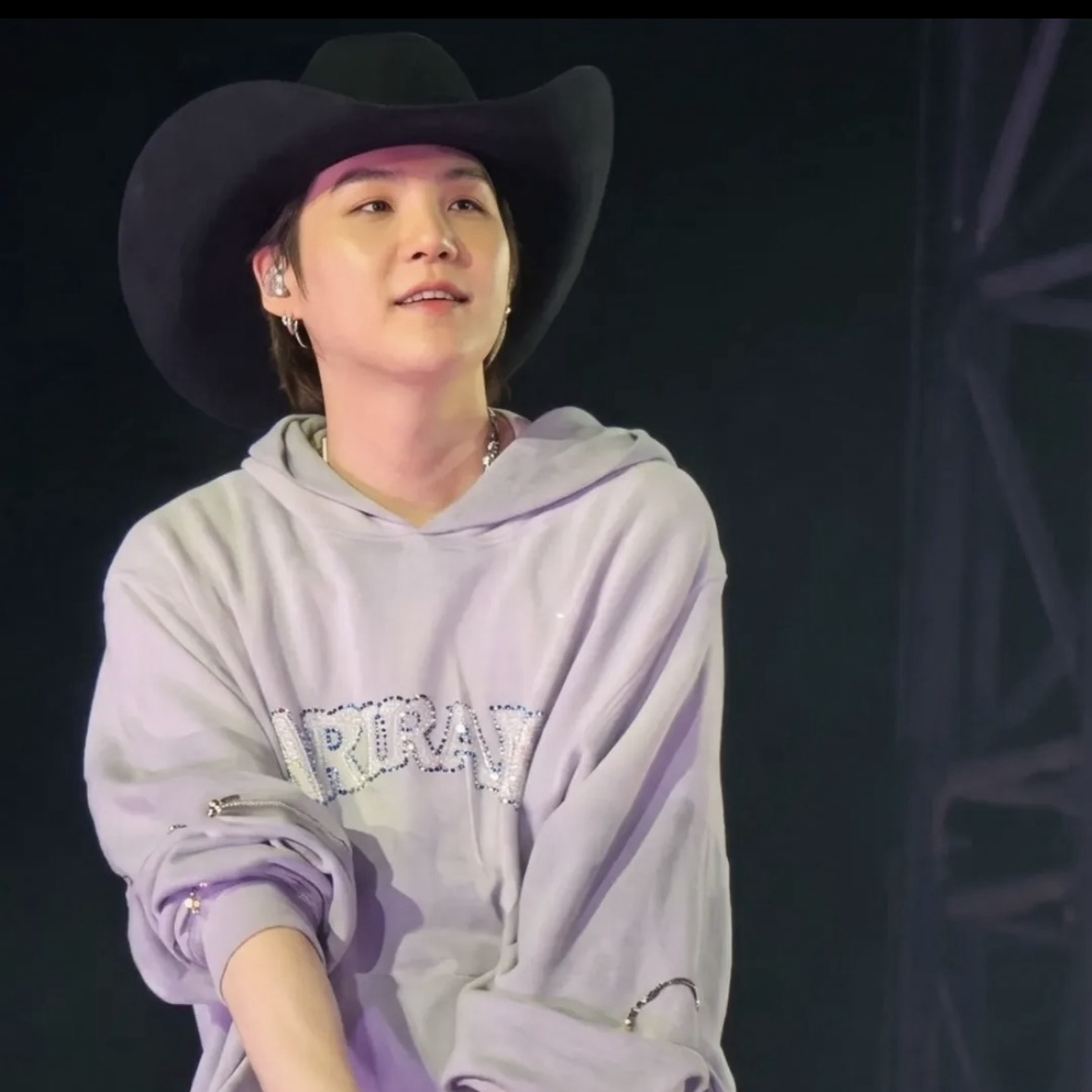 A moment captured by SUGA (BTS)'s fan