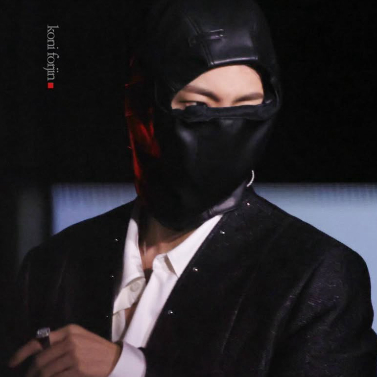 A moment captured by Jin (BTS)'s fan