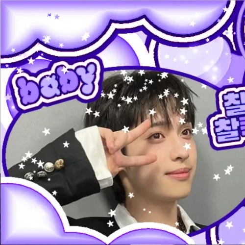 A moment captured by Gaon (Xdinary Heroes)'s fan