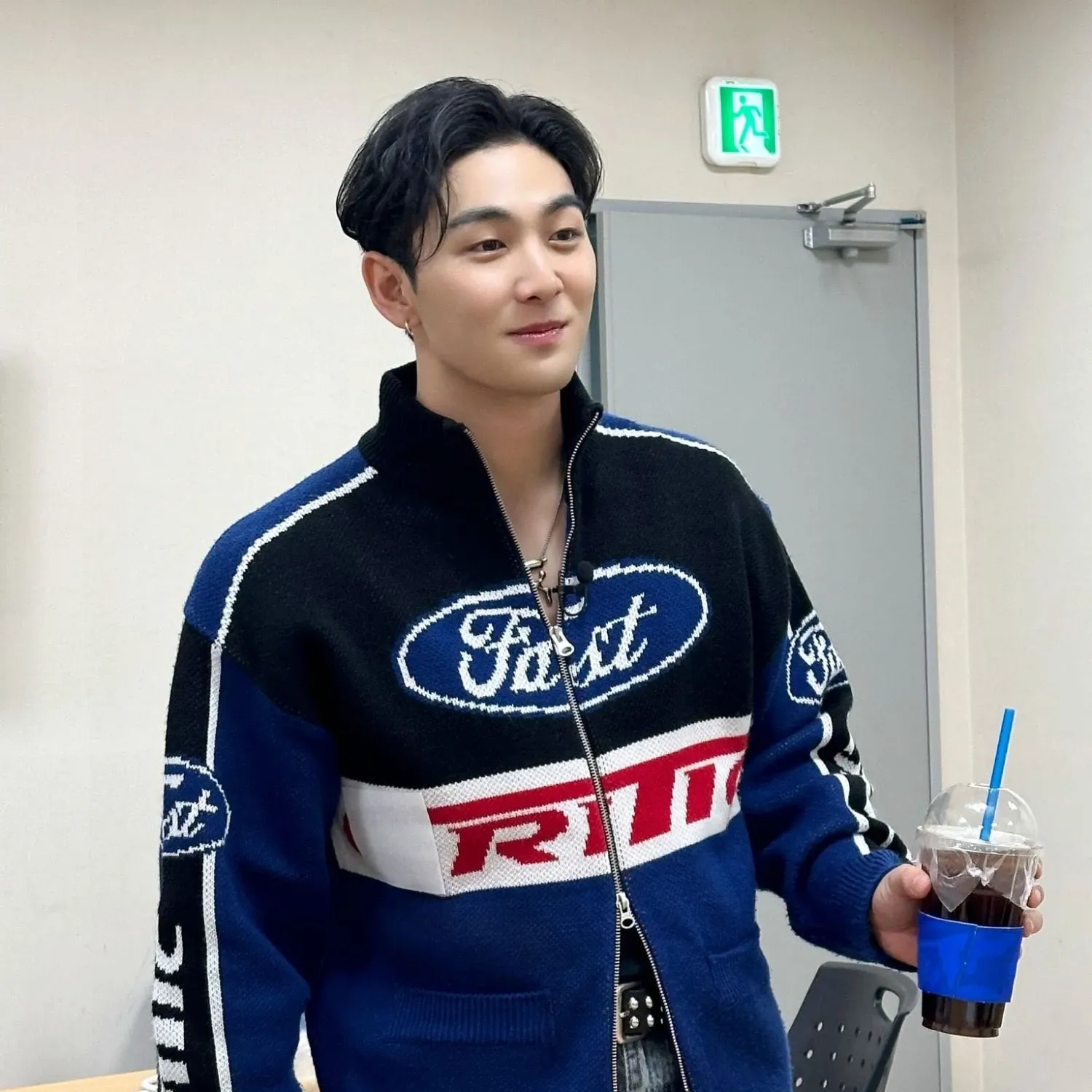 백호의 최신 사진