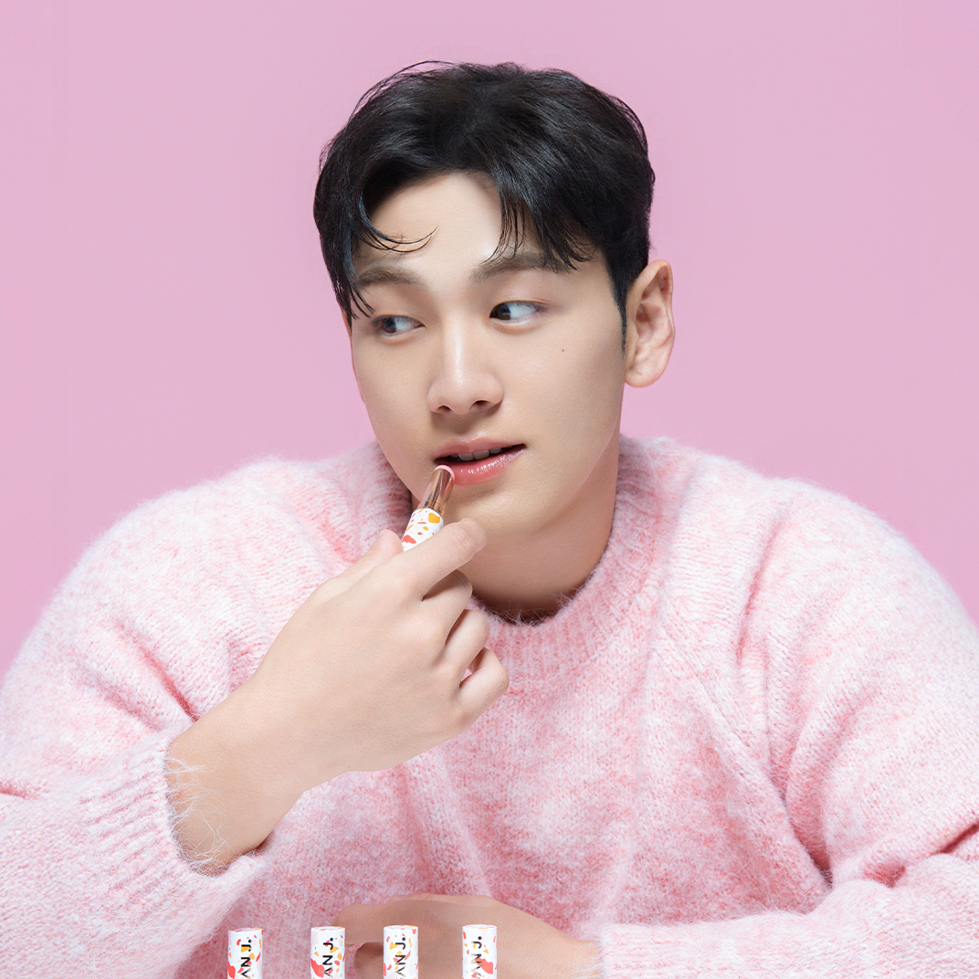 Behind-the-scenes cut of Baekho