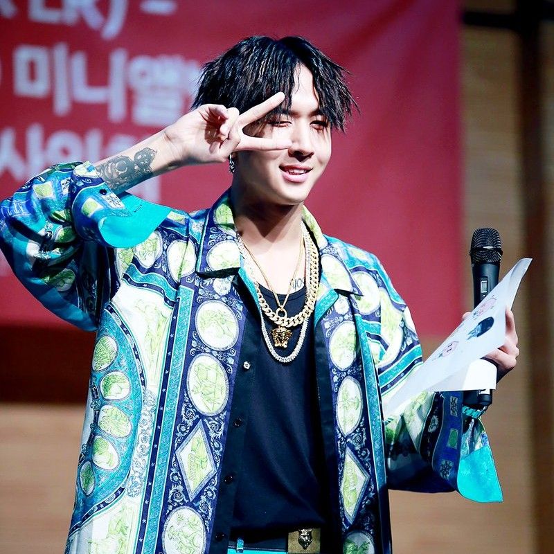 A moment captured by VIXX's fan