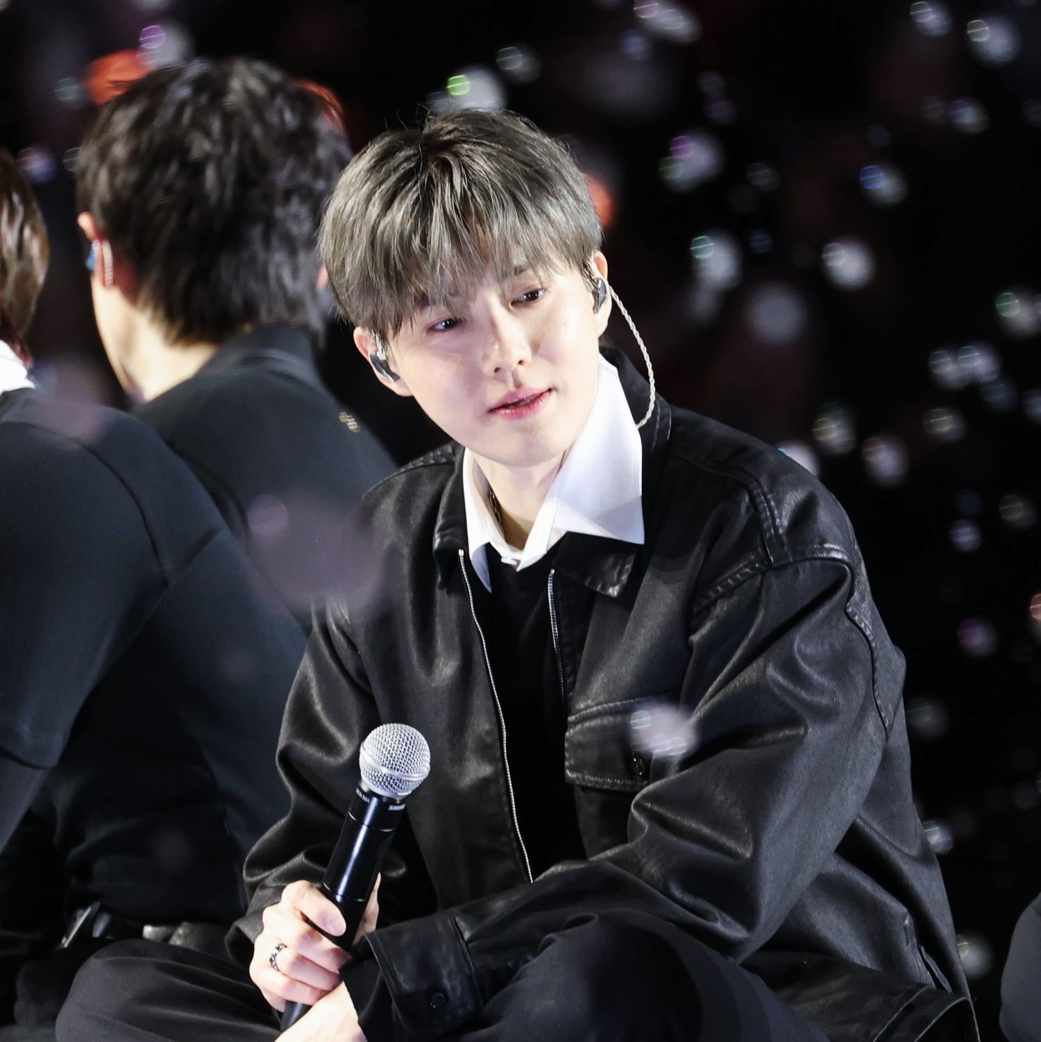 Suho (EXO)粉丝拍下的瞬间