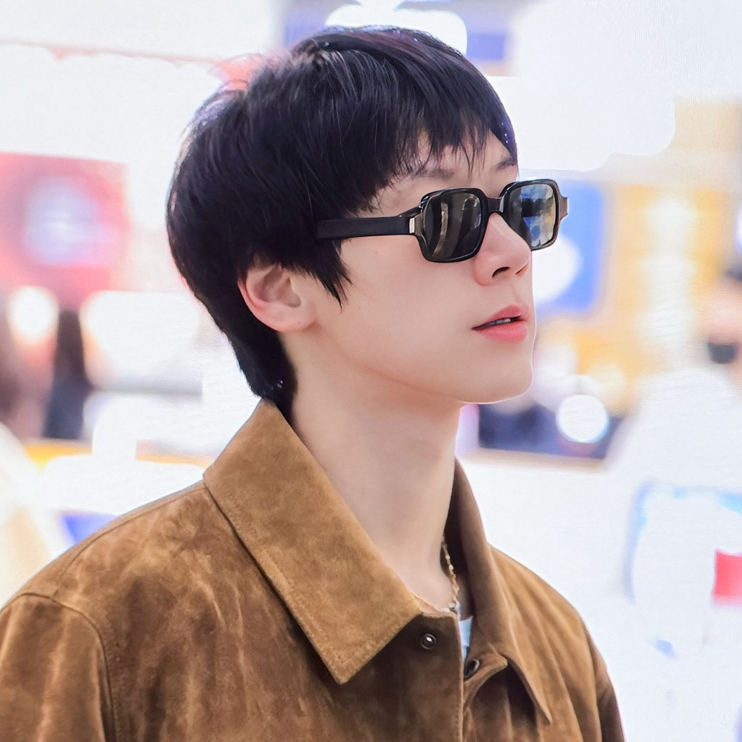 テン (WayV)の舞台裏ショット