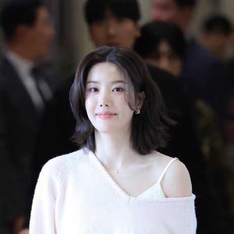 Behind-the-scenes cut of Kwon Eunbi