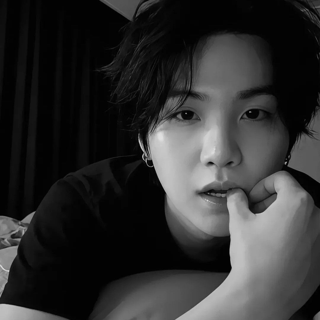 SUGA (BTS)の舞台裏ショット