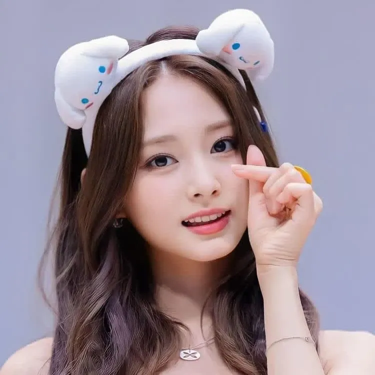 쯔위 (TWICE)의 최신 사진
