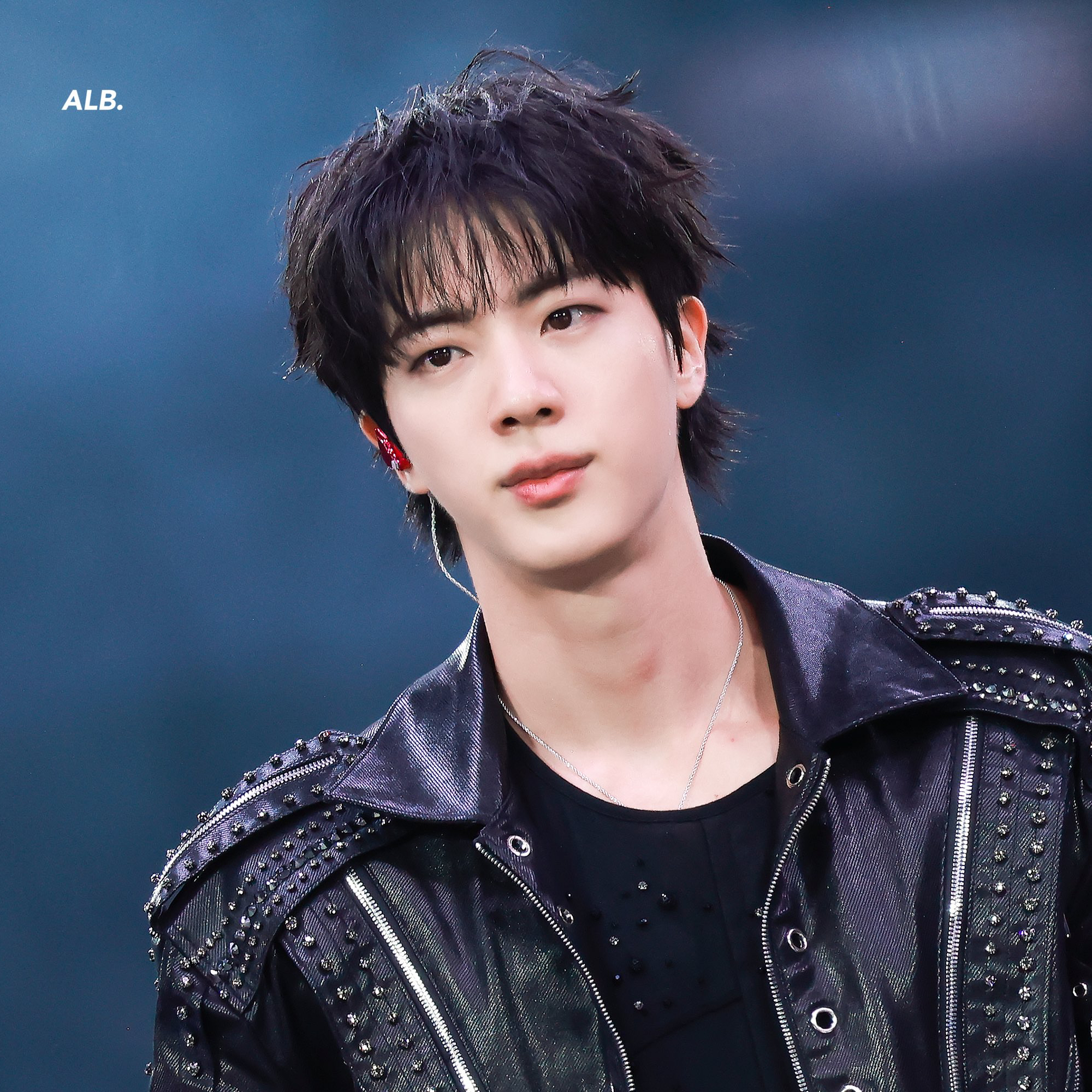 진 (방탄소년단)의 최신 사진
