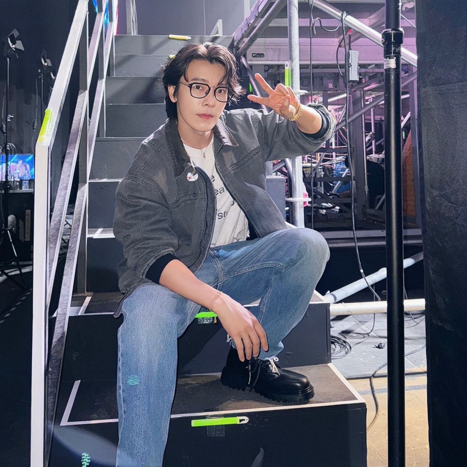 Momen yang diabadikan oleh penggemar Donghae (Super Junior)