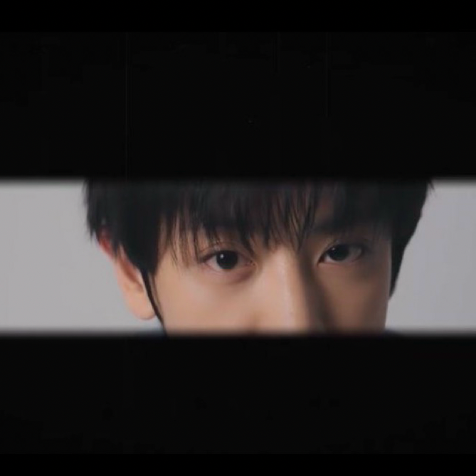 Behind-the-scenes cut of Chanyeol (EXO)
