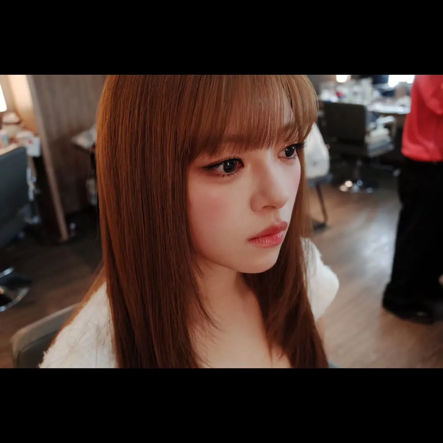 A moment captured by Jeongyeon (TWICE)'s fan