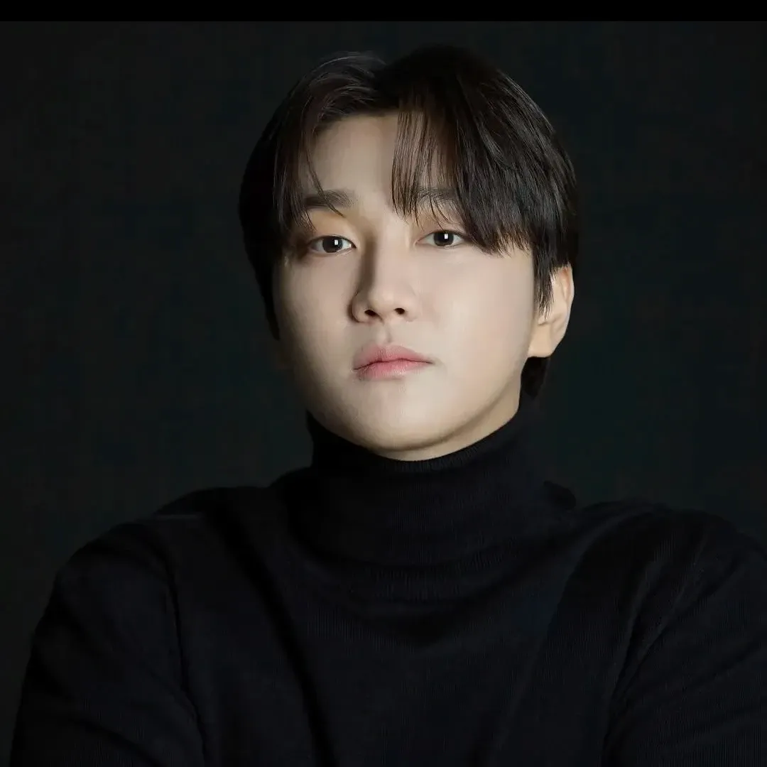 Recent activity shot of Hong Joochan (GoldenChild)