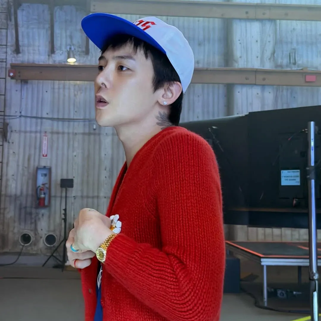 Behind-the-scenes cut of G-DRAGON (BIGBANG)