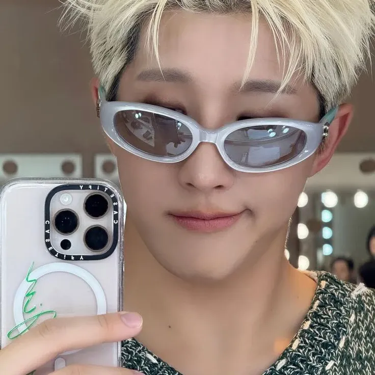 A moment captured by Jinjin (ASTRO)'s fan