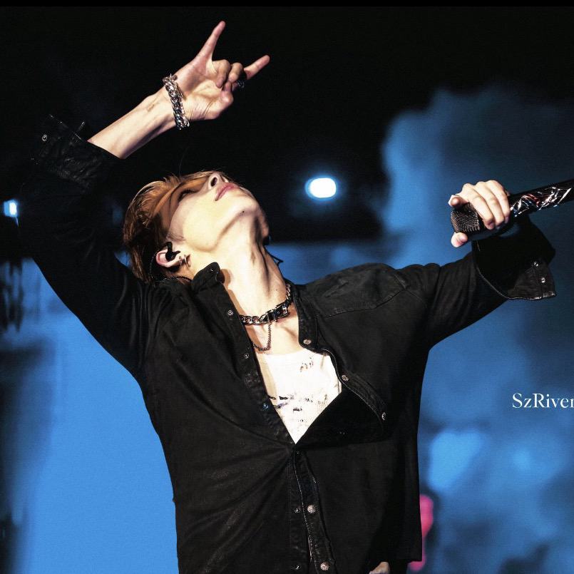 NI-KI (ENHYPEN)的最新照片