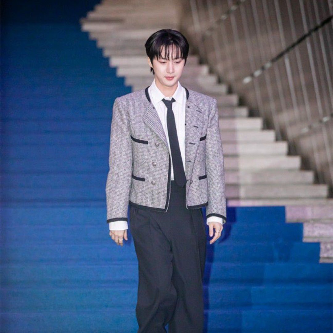 Behind-the-scenes cut of Hui (PENTAGON)