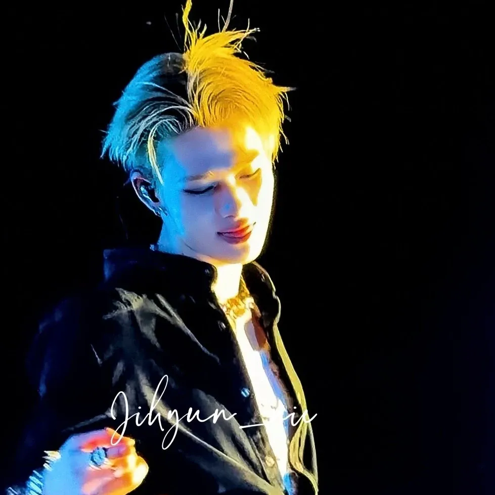 NI-KI (ENHYPEN)的最新照片