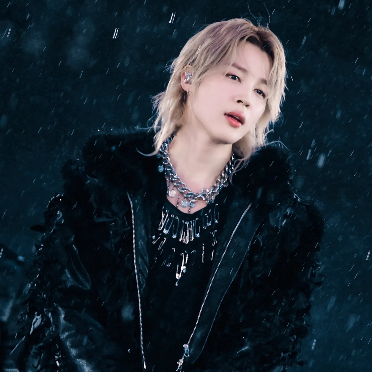 지민 (방탄소년단)의 최신 사진