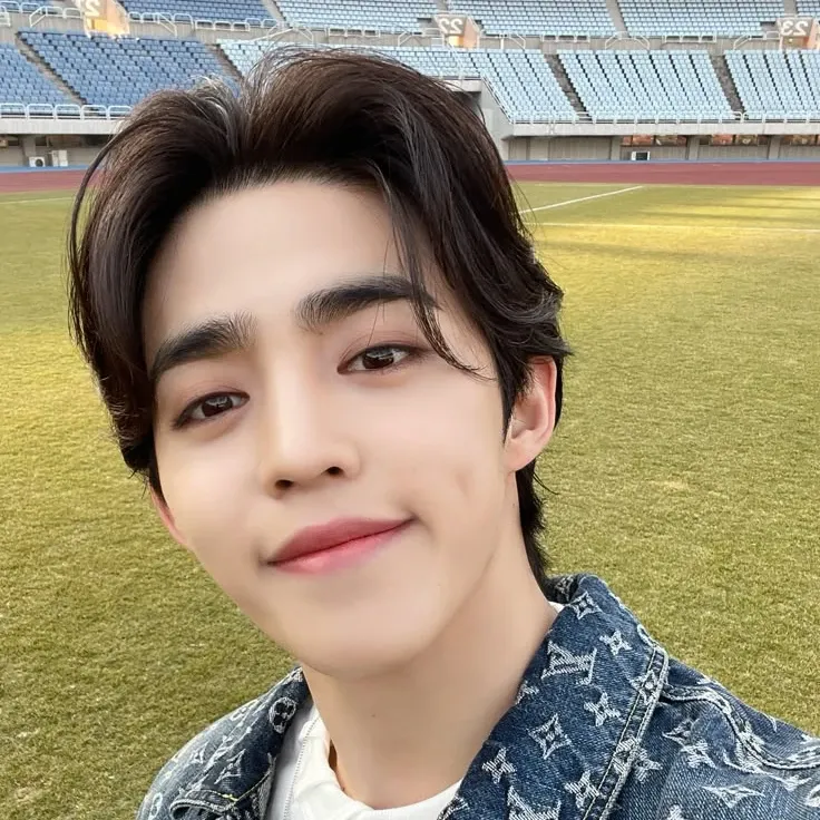 A moment captured by S.Coups (SEVENTEEN)'s fan